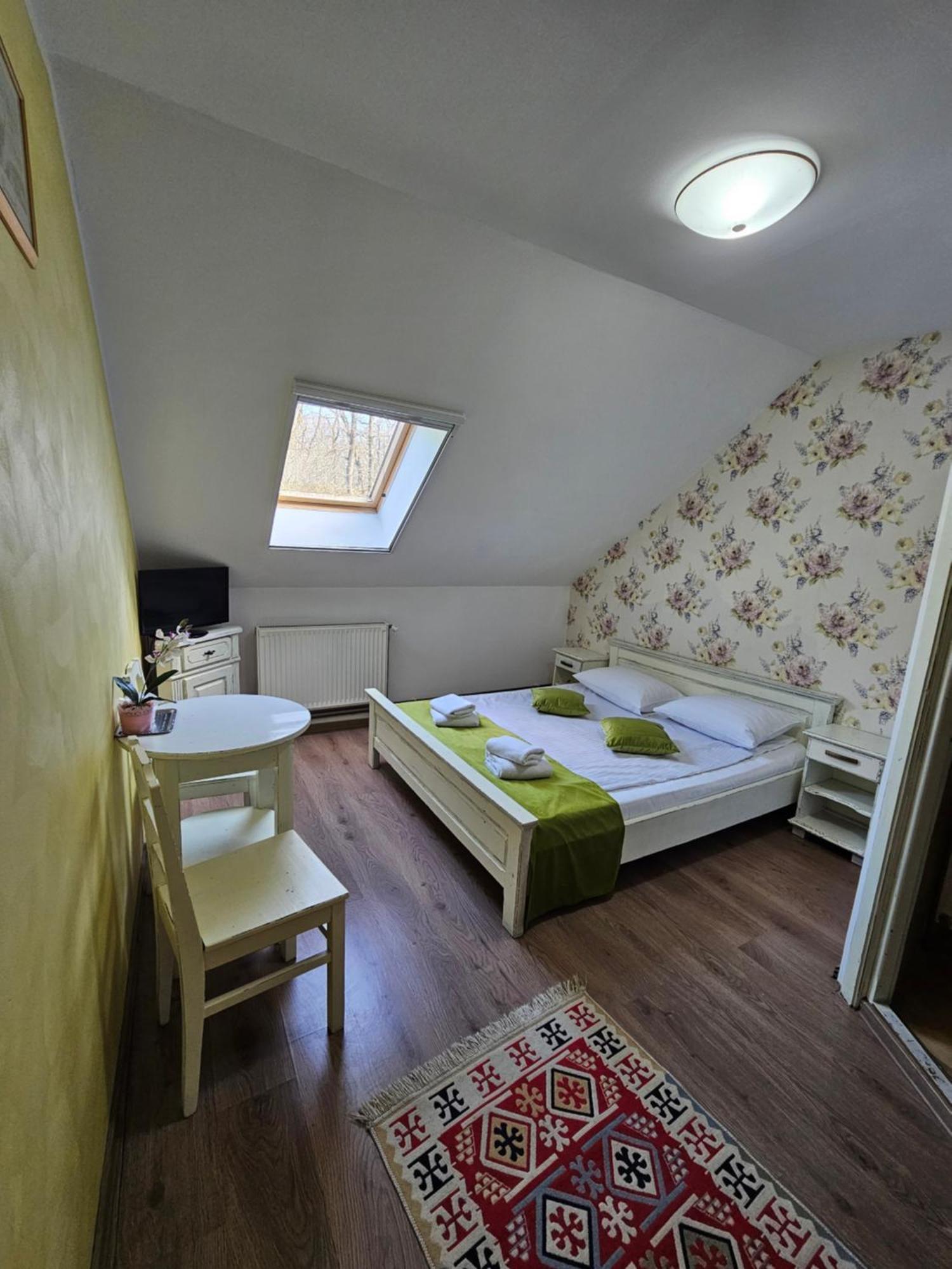 Hanul Vestem Sibiu Luaran gambar